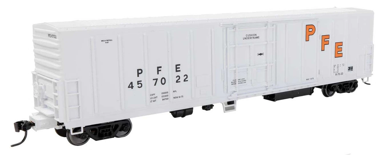 Walthers Mainline 910-3984 - 57' Mechanical Reefer Pacific Fruit Express (PFE) 457022 - HO Scale