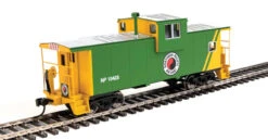 Walthers Mainline 910-8719 - International Extended Wide-Vision Caboose Northern Pacific (NP) 10423 - HO Scale